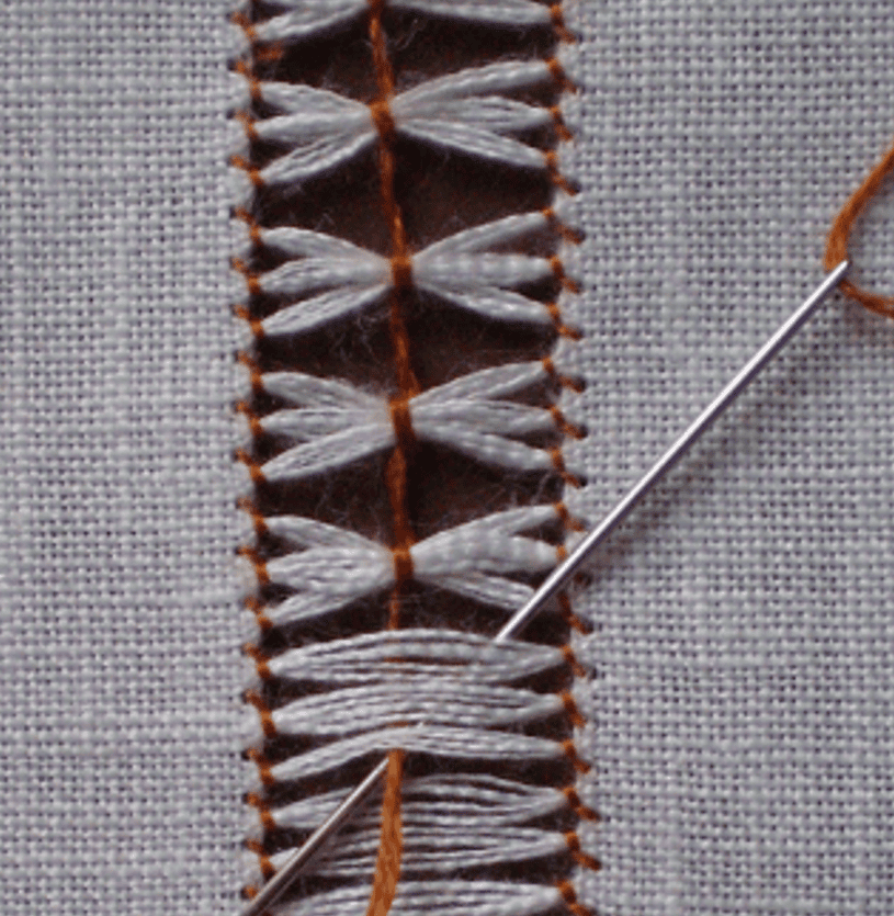 4 broderie